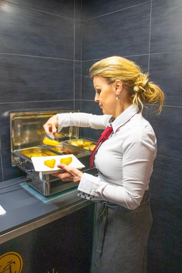 Hotel Capital With Private Wellness Nitra Eksteriør billede