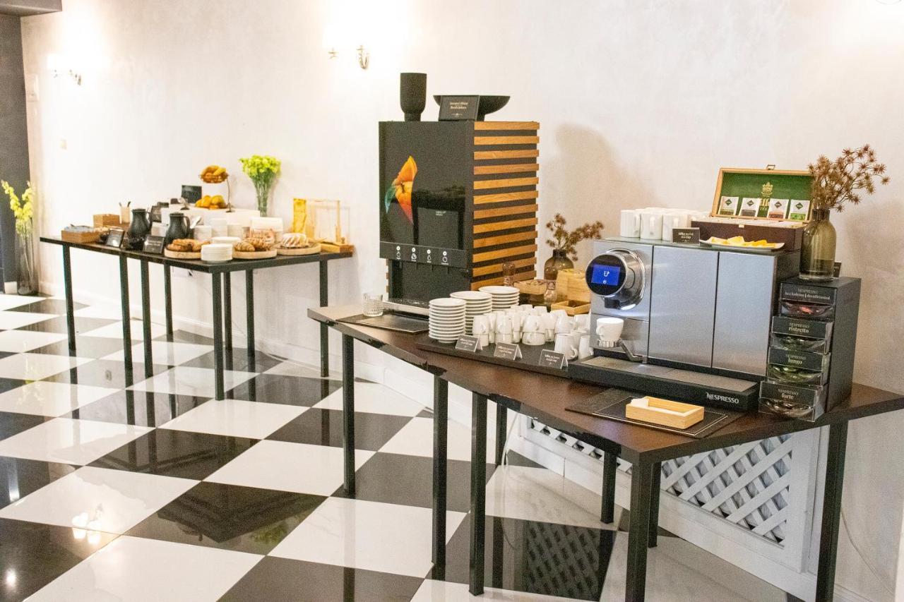 Hotel Capital With Private Wellness Nitra Eksteriør billede