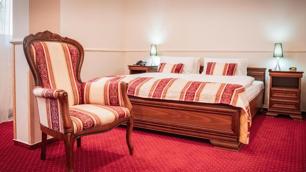 Hotel Capital With Private Wellness Nitra Eksteriør billede