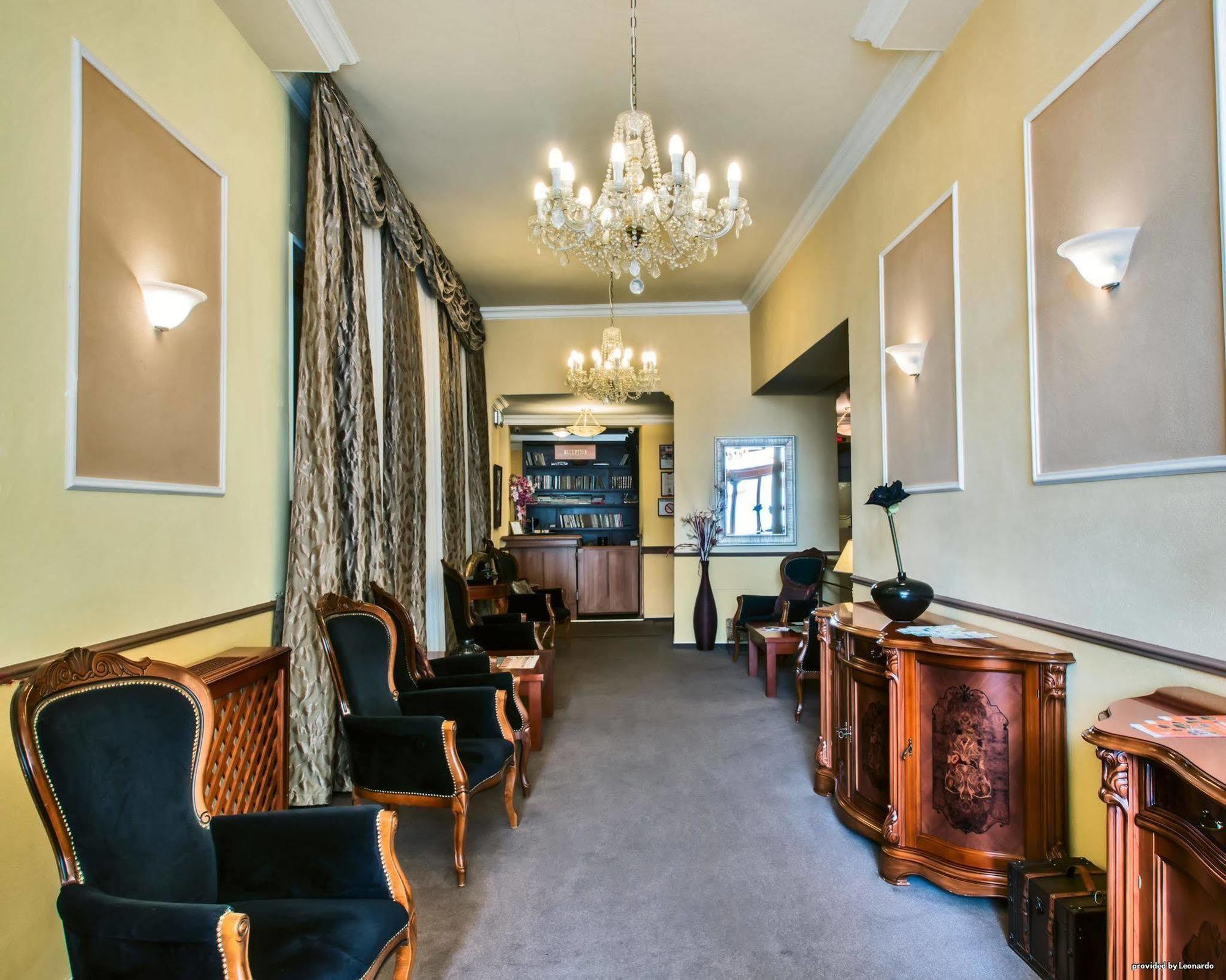Hotel Capital With Private Wellness Nitra Eksteriør billede