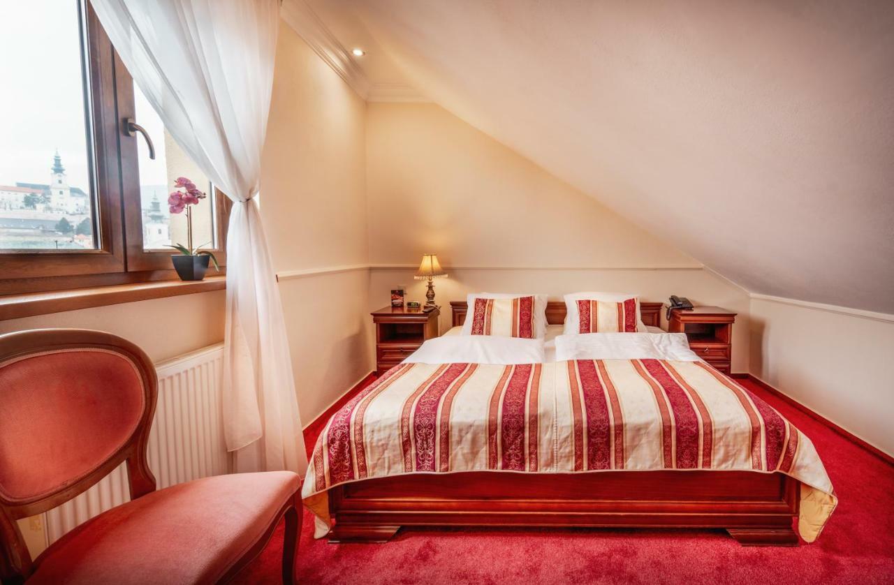 Hotel Capital With Private Wellness Nitra Eksteriør billede