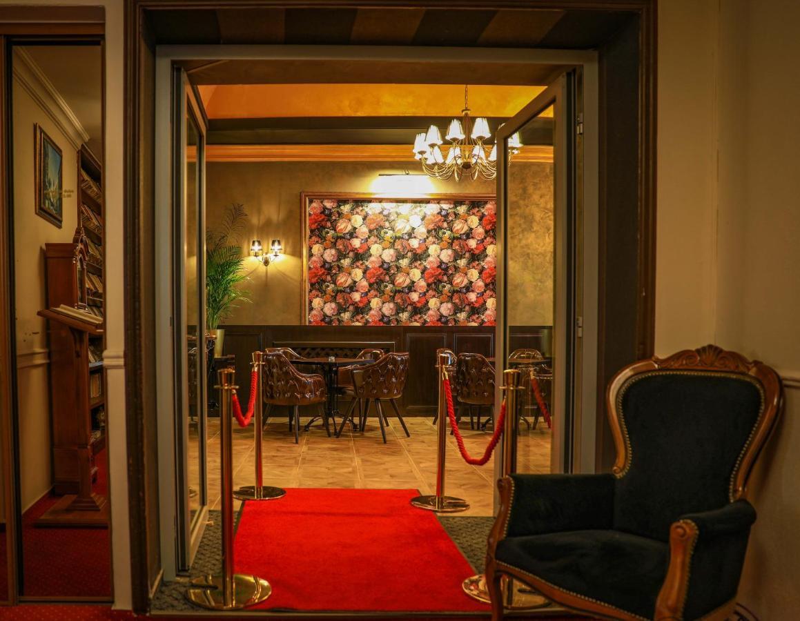 Hotel Capital With Private Wellness Nitra Eksteriør billede